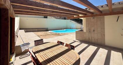 Bouganville 2 Bagni con box Doccia, 3 Camere da Letto, Cucinino Separato