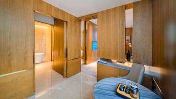 Minibar, in-room safe, iron/ironing board, free cots/infant beds