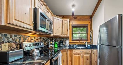 This cabin is a 2 bedroom(s), 1 bathrooms, located in Union Hall, VA.