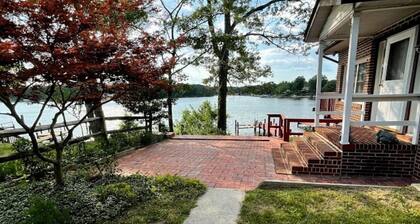 Waterfront With Relaxing Views