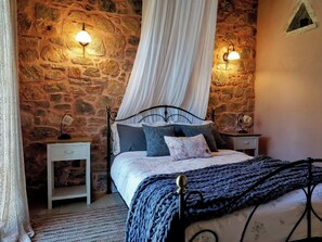 2 Schlafzimmer, Schreibtisch, Bügeleisen/Bügelbrett, kostenloses WLAN