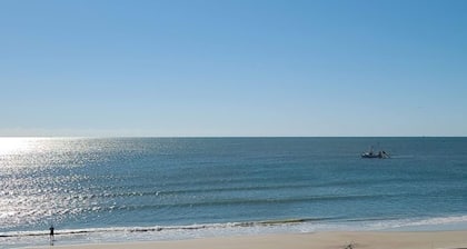 Incredible Oceanfront End-Unit Condo with Pool & Elevator Access