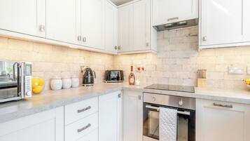 Oven, highchair, freezer