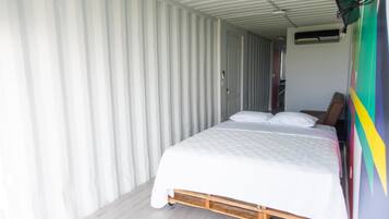 1 bedroom, premium bedding, memory foam beds, blackout drapes