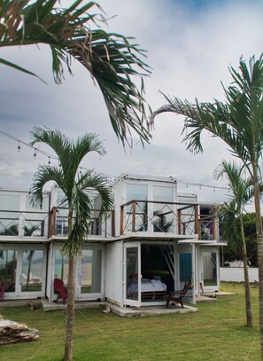 Terrace/patio - Nomada Republic Hotel Punta Chame (Punta Chame)