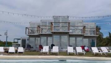 Outdoor pool, sun loungers