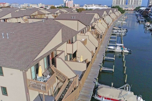 Club Ocean Villas II by Coolvacay