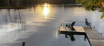 Spectacular waterfront setting, comfy cabin