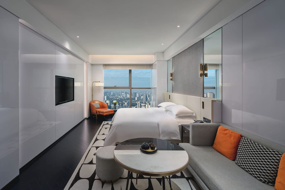 Zimmer, 1 King-Bett | 1 Schlafzimmer, hochwertige Bettwaren, Daunenbettdecken