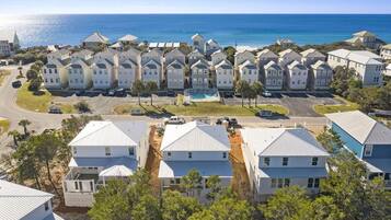 House, 6 Bedrooms | Exterior