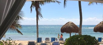 Condo Playa Blanca #1 by Ecobeaches