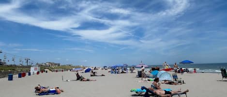 Tæt på stranden