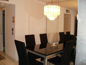 Dineren