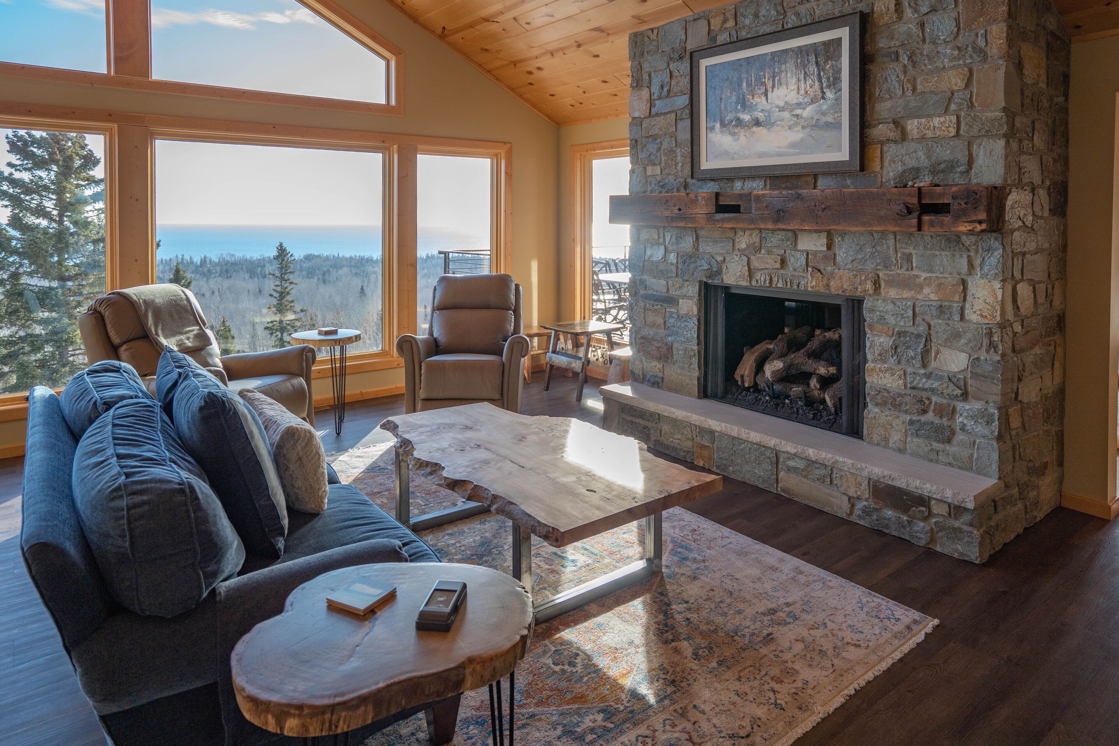 New Home with Panoramic Lake Superior Views in Lutsen