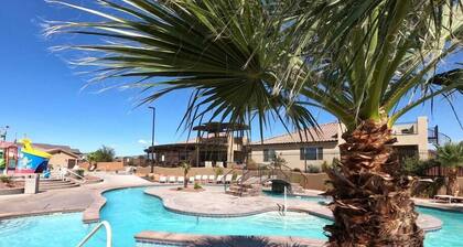 Sun-kissed in Paradise Village at Zion