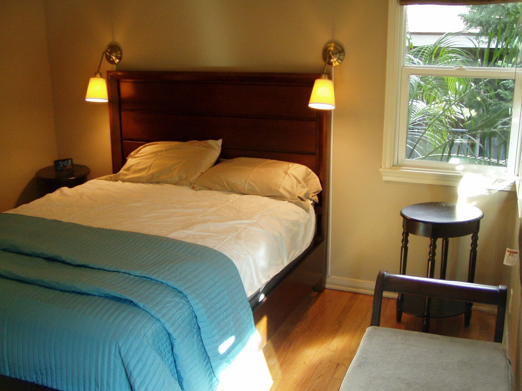 1 slaapkamer, een strijkplank/strijkijzer, gratis wifi, beddengoed