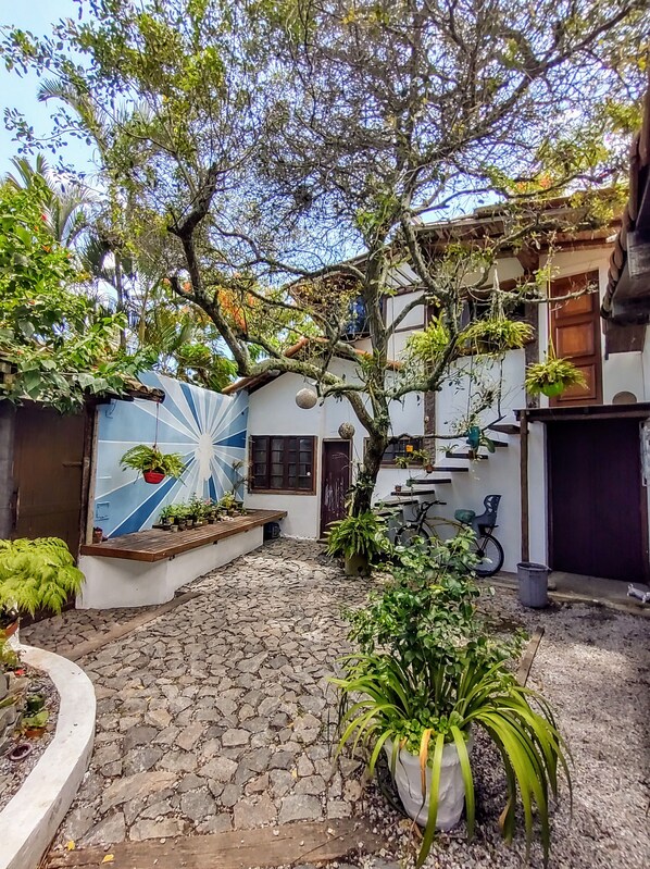 Property grounds - CasaJardim in Geriba ... fisherman style. PerfeitoChurrasco, pertoDa beach, DeckIlumi (Armação dos Búzios)