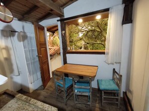 Dining - CasaJardim in Geriba ... fisherman style. PerfeitoChurrasco, pertoDa beach, DeckIlumi (Armação dos Búzios)