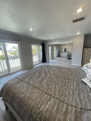 5 Schlafzimmer, Bügeleisen/Bügelbrett, Reisekinderbett, kostenloses WLAN