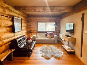 Smart-TV, peis, videospill og DVD-spiller