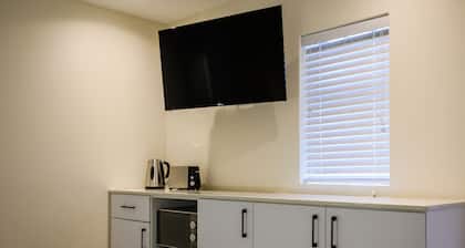Paxton Luxury Apartments