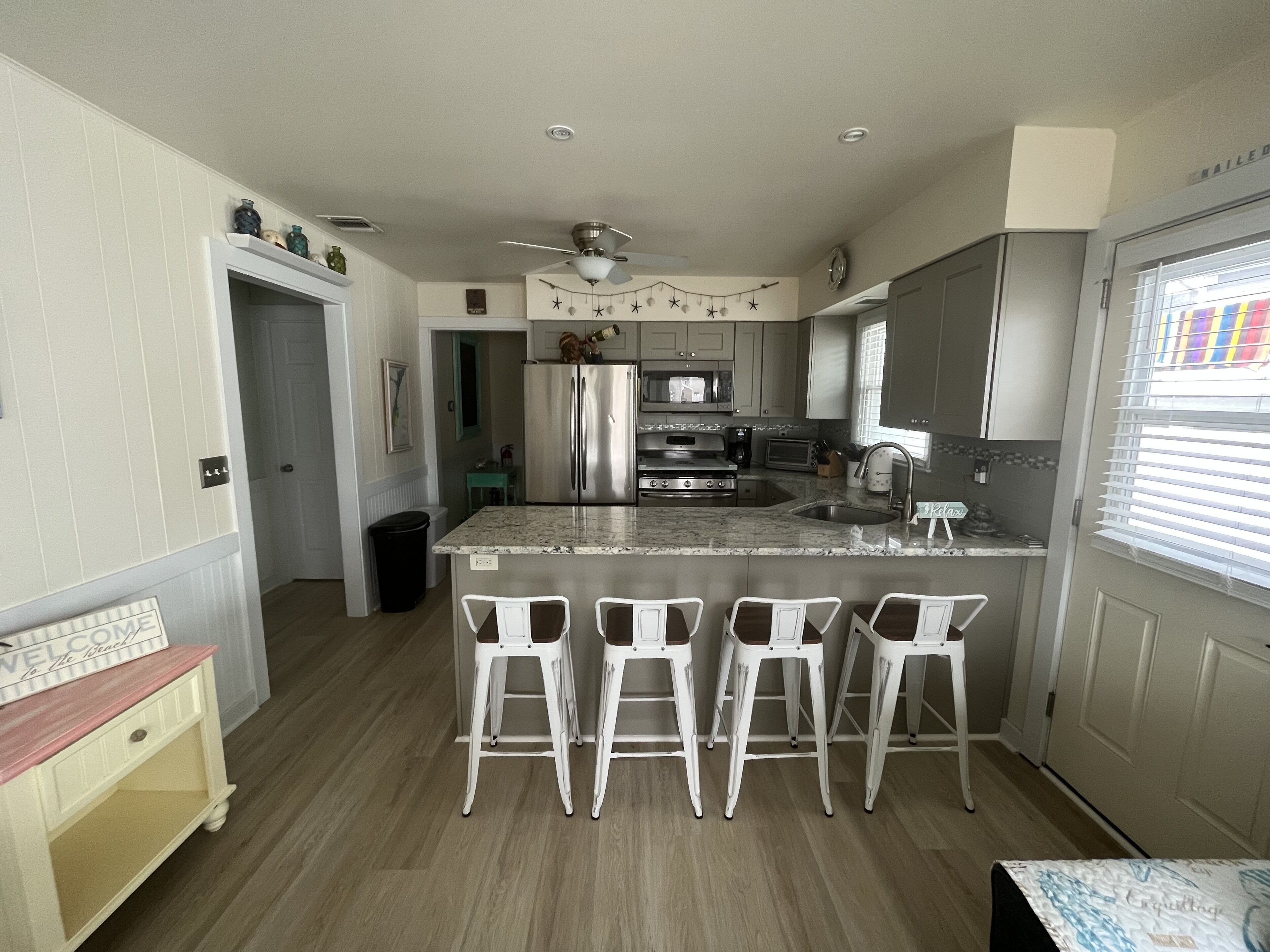 The Salty Dog of Ortley Beach (Pet friendly and a few short blocks to the beach)