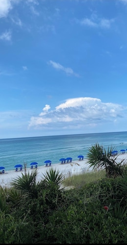 Coziest Luxury Guesthouse by the Beach