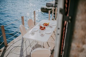 Balcony - Seafront Palazzo Rovinj With Private sea Access (Rovinj)