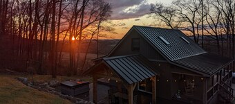 Vista Getaway - Secluded country cabin, with wrap around porch and patio