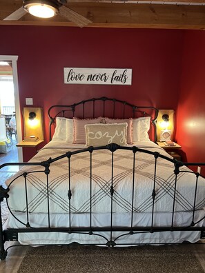 3 dormitorios, tabla de planchar con plancha, wifi gratis y ropa de cama