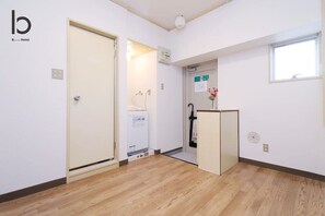 Interior - 1 BR Apartment |  Mins Walk to Peace Park (Hiroshima City)