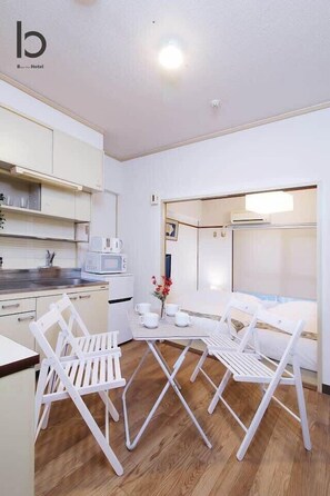 Interior - 1 BR Apartment |  Mins Walk to Peace Park (Hiroshima City)