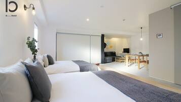 Iron/ironing board, WiFi, bed sheets