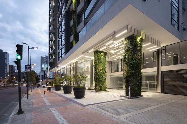 Exterior - Apartment of 80 m2 large private terrace - Near Republica del Salvador (Quito)