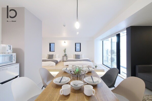 Bügeleisen/Bügelbrett, WLAN, Bettwäsche