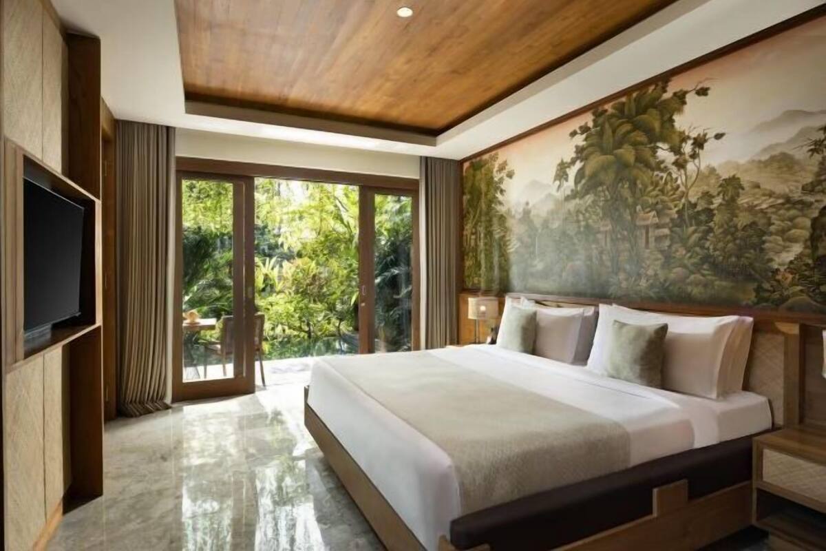 2 bedrooms, free minibar, in-room safe, individually decorated