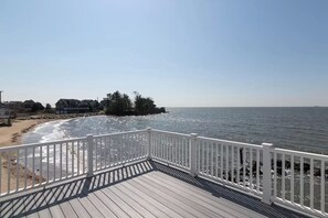 Property grounds - New Madison beach house - Ocean front- Great views- booking Summer 2025 (Madison)