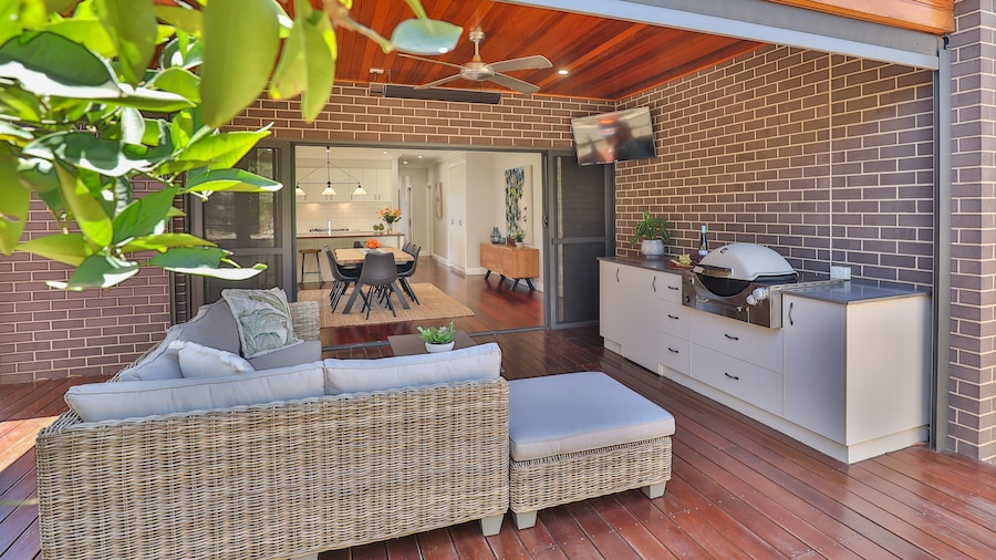 Indulge Luxury Homes - Dockside Marina