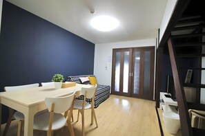 Private Vacation Home | 1 bedroom, iron/ironing board, free WiFi, bed sheets - Yagara Terrace House B (Osaka)