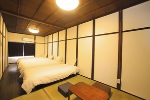 Private Vacation Home | 1 bedroom, iron/ironing board, free WiFi, bed sheets - Yagara Terrace House B (Osaka)