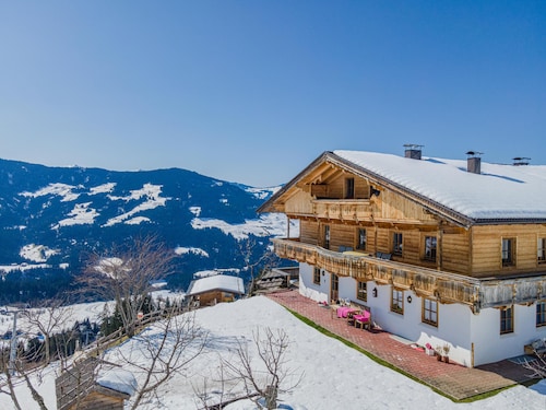 Tiroler Wohnung mit Skilift vor der Haustür