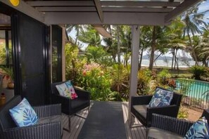 Terrace/patio - Stay at 'Banfield 4' (Wongaling Beach)