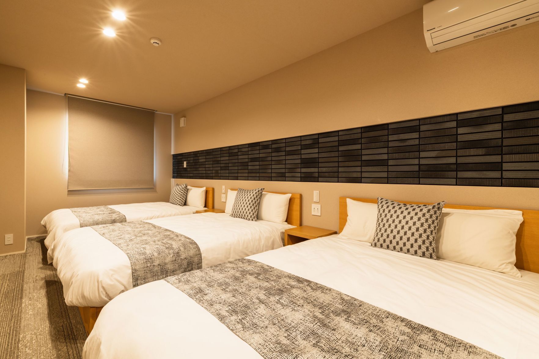 Wifi gratis y ropa de cama 