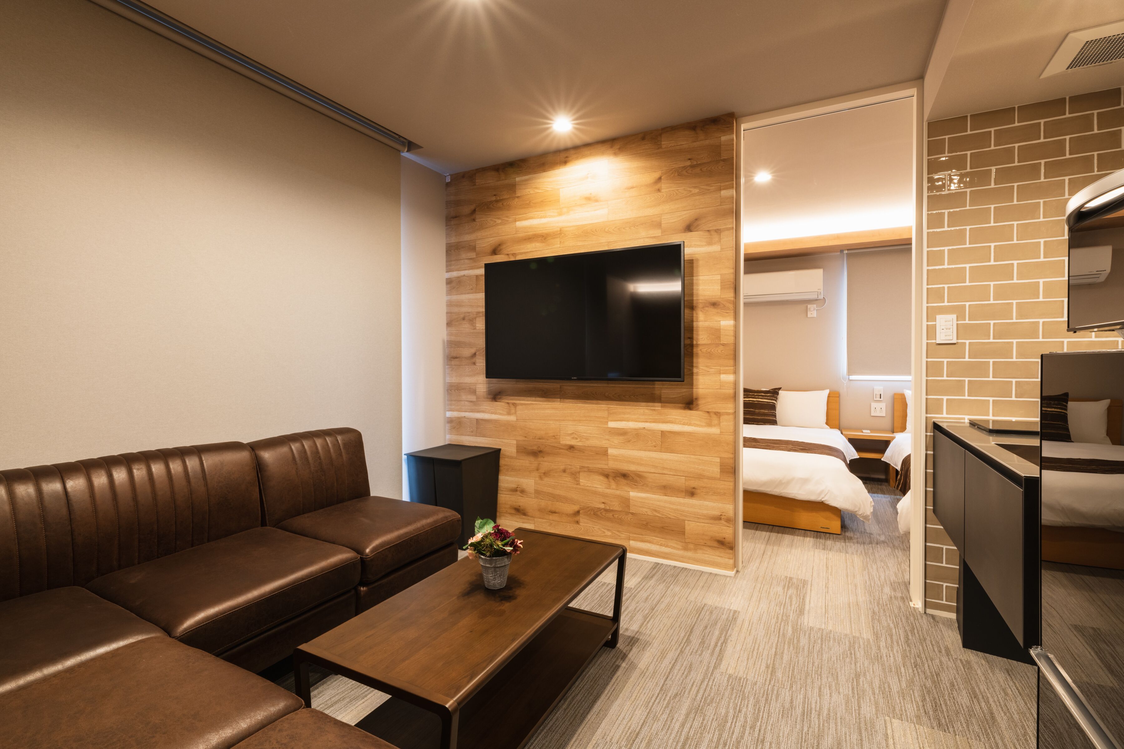 Deluxe F, Non Smoking | Living area