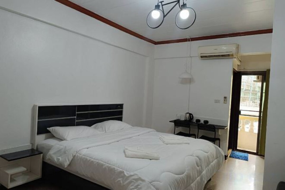 Standard Double Room With Street View