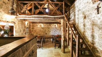 Twin Room (Superior Double Room - Soba 3) | Restaurant