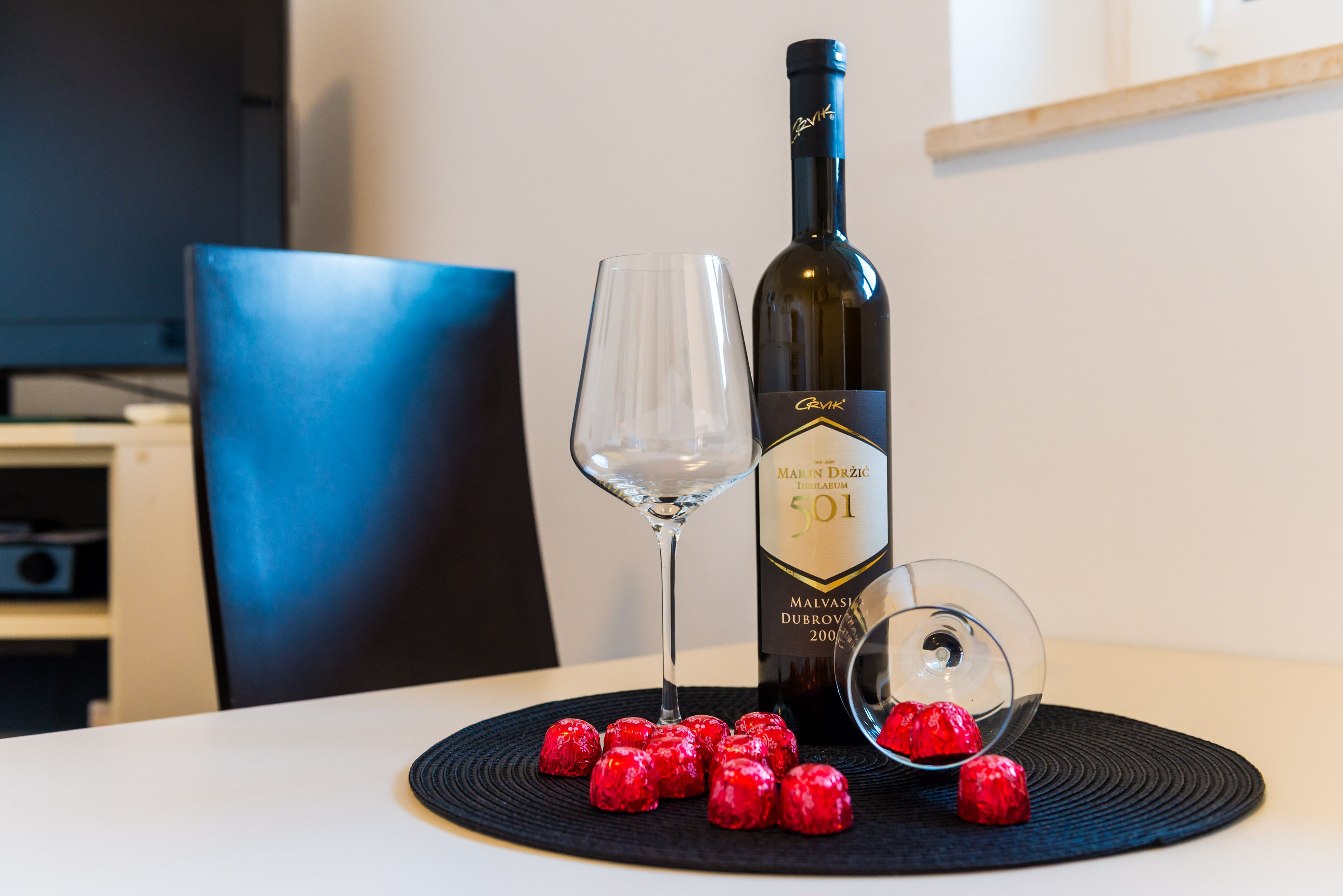 Apartemen (One-Bedroom Apartment) | Ruang makan