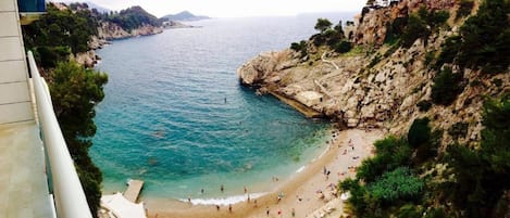 Appartement (One-Bedroom Apartment) | Vue depuis lâhĂ©bergement