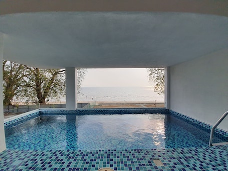 1 habitación, minibar, wifi gratis y ropa de cama