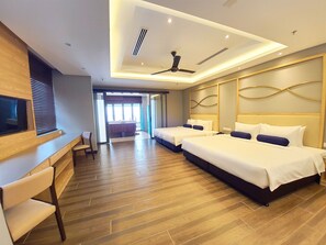 Minibar, free WiFi, bed sheets - Pacific Regency Beach Resort Port Dickson (Port Dickson)